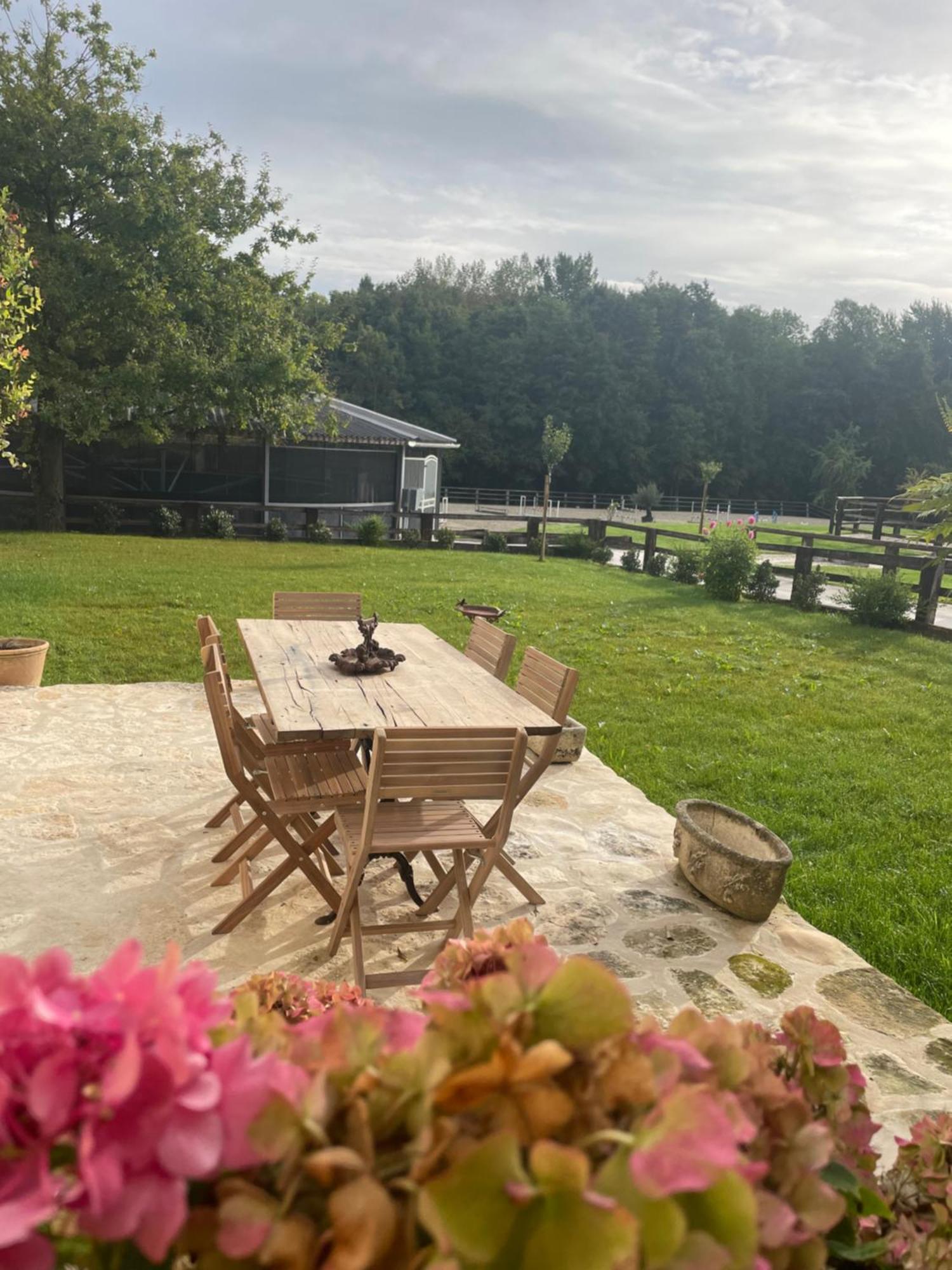 Gite Du Fournil « Chez Nicole » Ully-Saint-Georges Exterior foto
